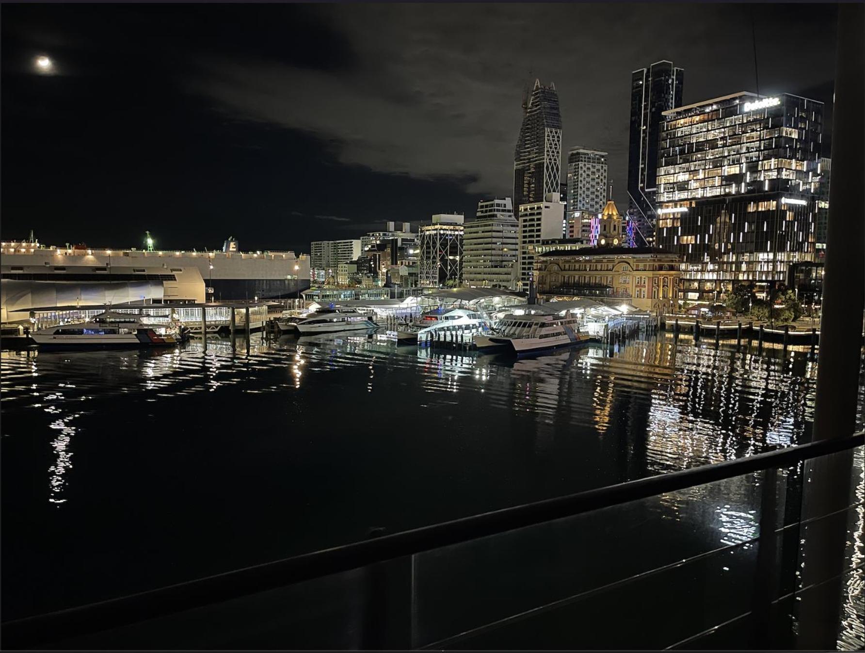 Princes Wharf - Luxury Auckland Eksteriør billede